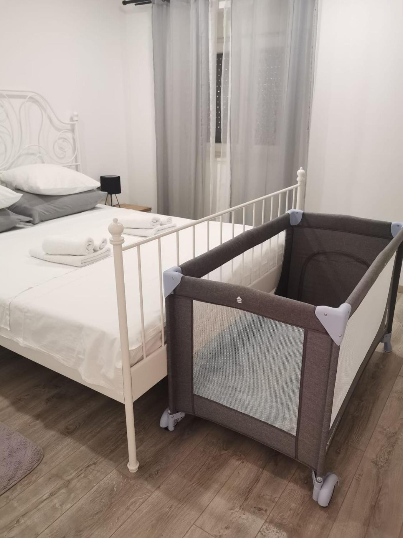 Apartment Simply Rodin Kaštela Kültér fotó