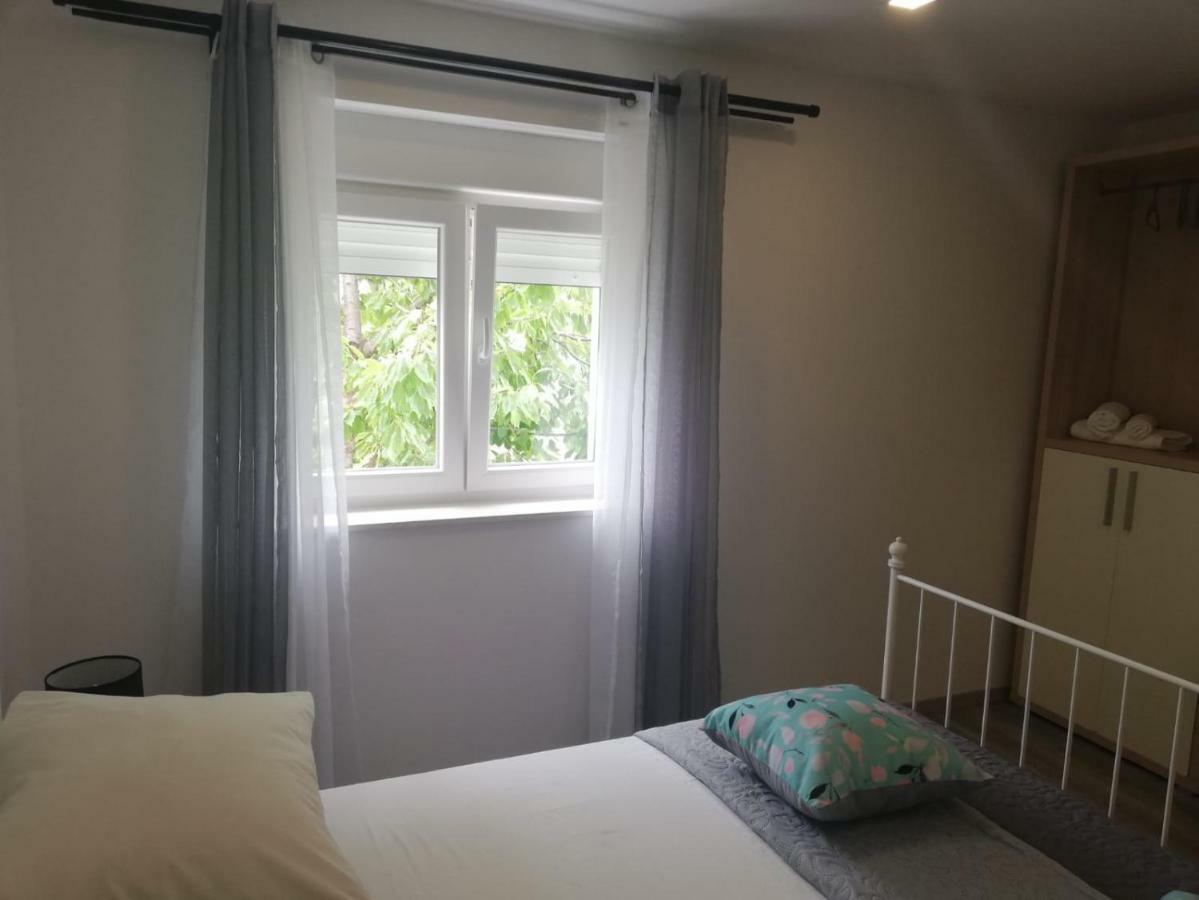 Apartment Simply Rodin Kaštela Kültér fotó
